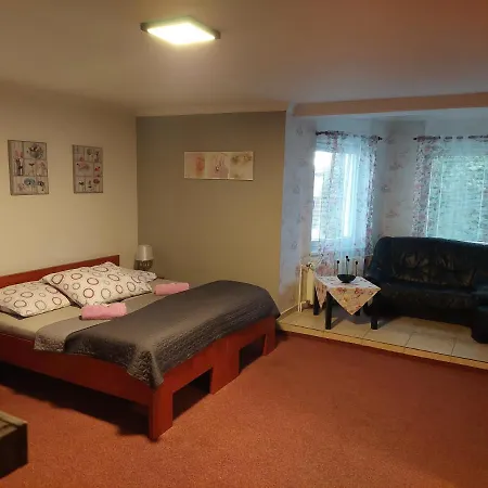 Slunce Πανσιόν *