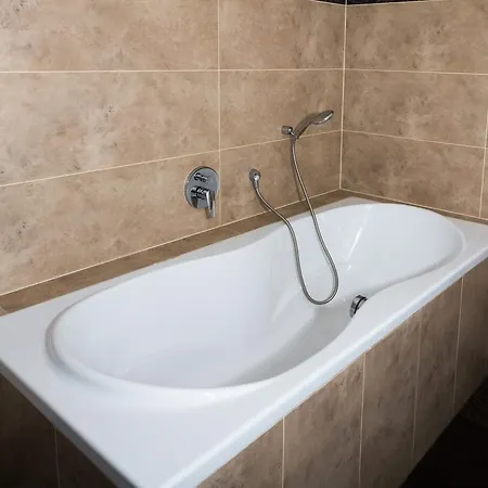 Slunce Πανσιόν Česká Lípa